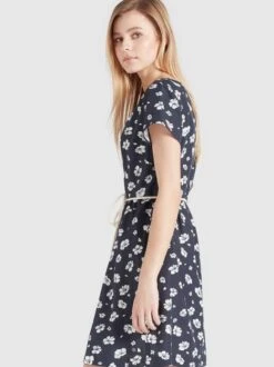 Khujo Damen Kleid - ASBA 13 Khujo Damen Kleid - ASBA -Khujo Verkaufsgeschäft Damen Kleid ASBA pdstandard 523900 0004 modelside 1