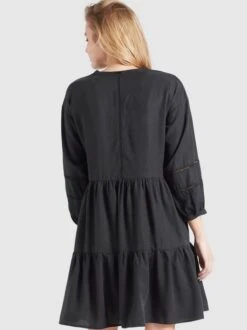 Khujo Damen Kleid - CREPES -Khujo Verkaufsgeschäft Damen Kleid CREPES pdstandard 522685 0001 modelback 1