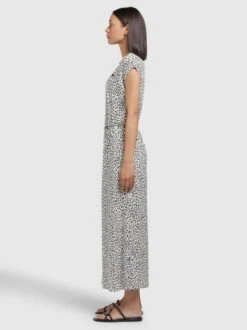 Khujo Damen Kleid - MIRNA GEPARD AOP -Khujo Verkaufsgeschäft Damen Kleid MIRNA GEPARD AOP pdstandard 624975 0001 modelside 1