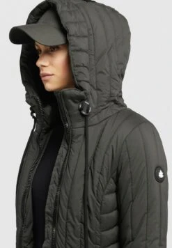 Khujo JERRY PRIME6 LIGHT - Wintermantel - Oliv -Khujo Verkaufsgeschäft b7bef473683444f39fac5ebdb8932601