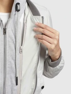 Khujo Blouson "Persee" In Weiß/ Grau -Khujo Verkaufsgeschäft khujo blouson persee in weiss grau 6
