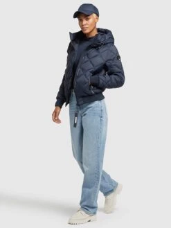 Khujo Steppjacke "Sarabi" In Dunkelblau 12 Khujo Steppjacke "Sarabi" In Dunkelblau -Khujo Verkaufsgeschäft khujo steppjacke sarabi in dunkelblau 4