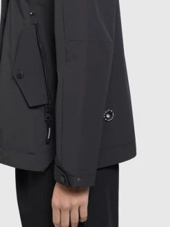 Khujo Übergangsjacke "Kaya" In Schwarz 15 Khujo Übergangsjacke "Kaya" In Schwarz -Khujo Verkaufsgeschäft khujo ubergangsjacke kaya in schwarz 6